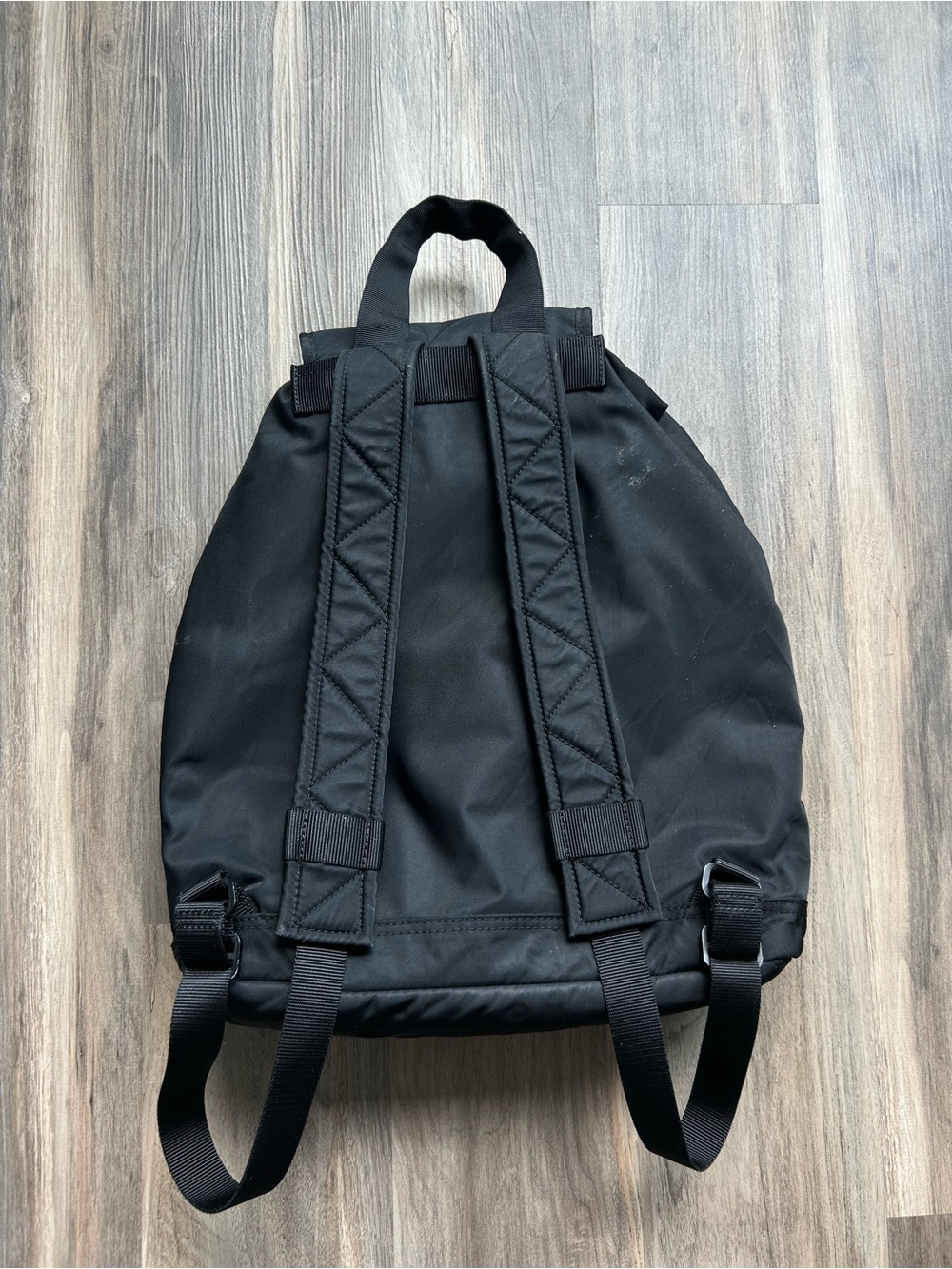 Lululemon Carry Onward Rucksack - Picture 5 of 12
